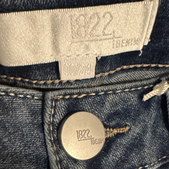 NWT 1822 Denim Dark Blue Flare Jeans - Picture 2 of 5